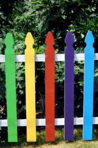 Read more about the article Tips for Painting and Staining A Fence