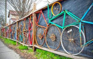 Read more about the article 20 Ways to Repurpose Bicycles into Fences