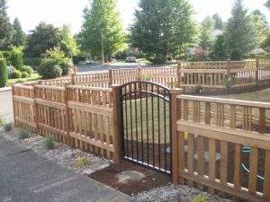 Read more about the article How to Plan for Buying or Repairing a Fence
