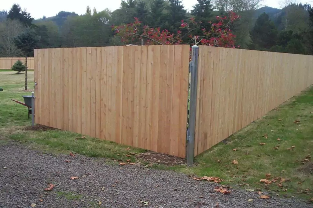 Read more about the article Steel Fence Posts Prop Up Fence Longevity