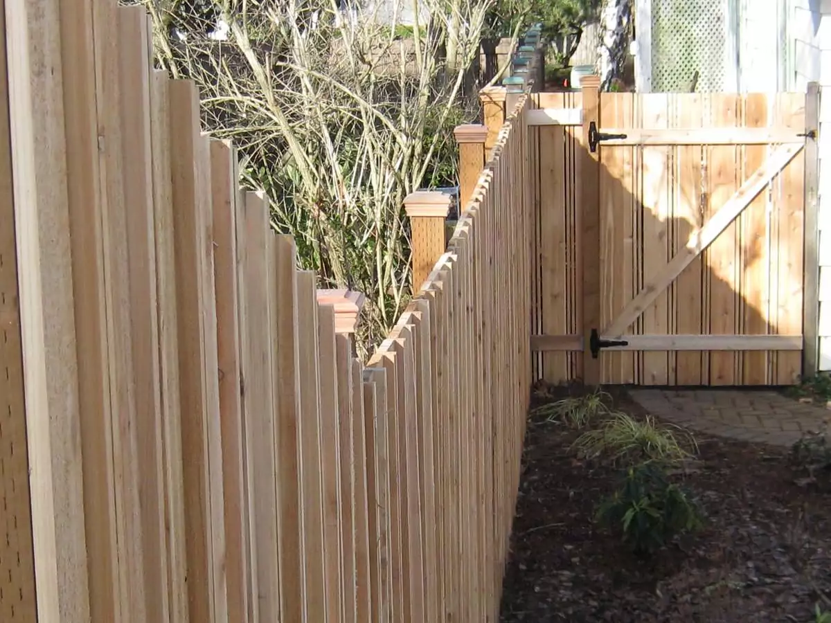 Read more about the article Who Pays For A Fence Between Neighbors?